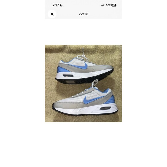 Nike Air Max NCAA  Verse North Carolina Size 8 New with Box main image 6